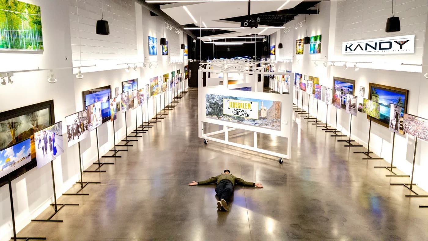 The Jerusalem Now & Forever exhibition at the KANDY gallery in Montreal — Sharon Gabay's Jerusalem photographs, 2017